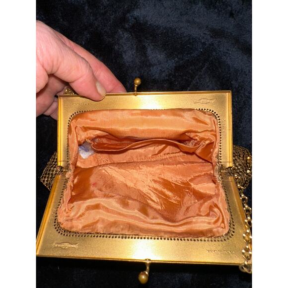 VINTAGE 40'S WHITING & DAVIS GOLD MESH EVENING BAG HANDBAG - Picture 4 of 6